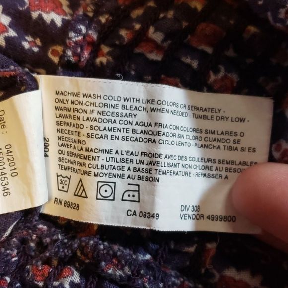 Nine West Navy and Red Paisley Blouse - Picture 6 of 8